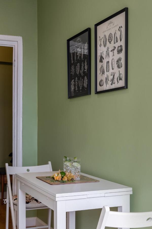 Designer Flat For 4, Heart Of Bucharest, Kitchen Villa ภายนอก รูปภาพ